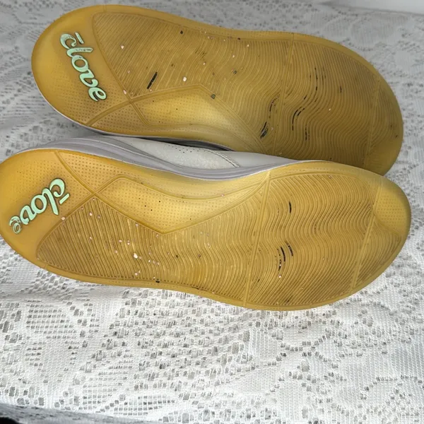 Clove comfort nursing healthcare work career white shoes sz 7 - Image 6