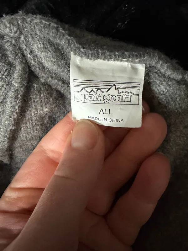 Patagonia Wool Brodeo Beanie Grey - Image 4