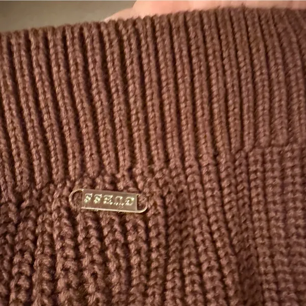 Guess Women's Burgundy Brown Turtleneck Sweater with Button Details Small - Image 4
