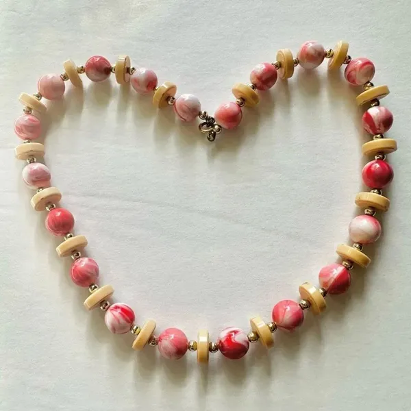 Orange and yellow Gunther beaded necklace - Image 4