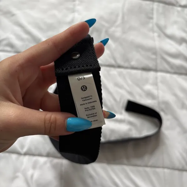 Lululemon Black Woven Yoga Mat Strap D-Ring Adjustable One Size Carry Accessory - Image 6