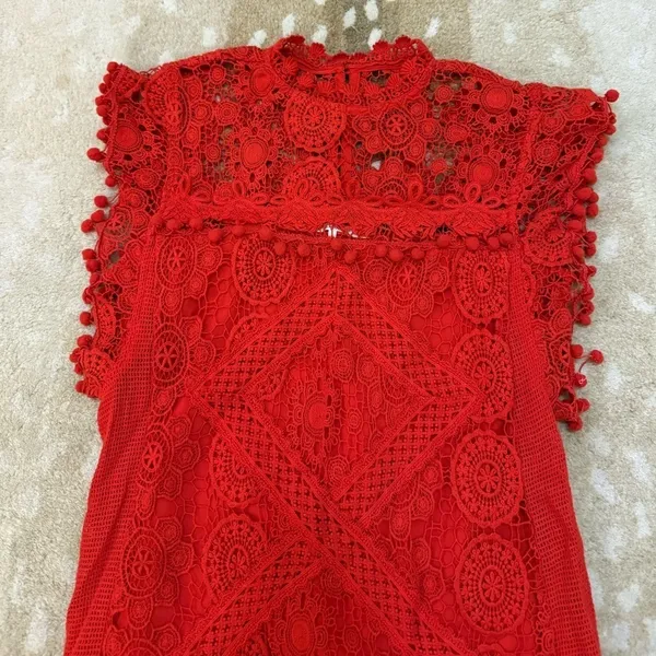 Tularosa revolve red lace pom pom shift mini dress women’s size small - Image 7