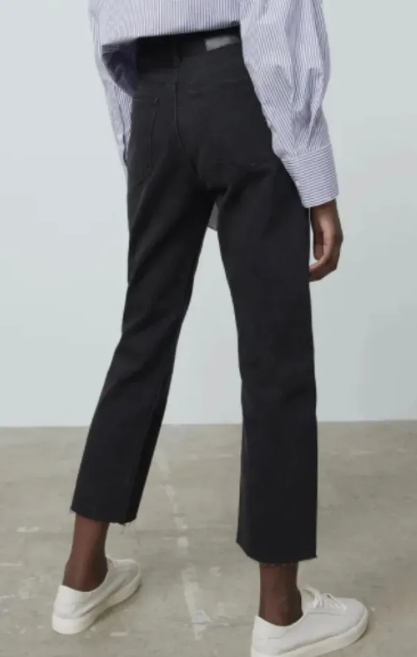 Zara HI-RISE STRAIGHT LEG JEANS (Size 0) New with tag - Image 2
