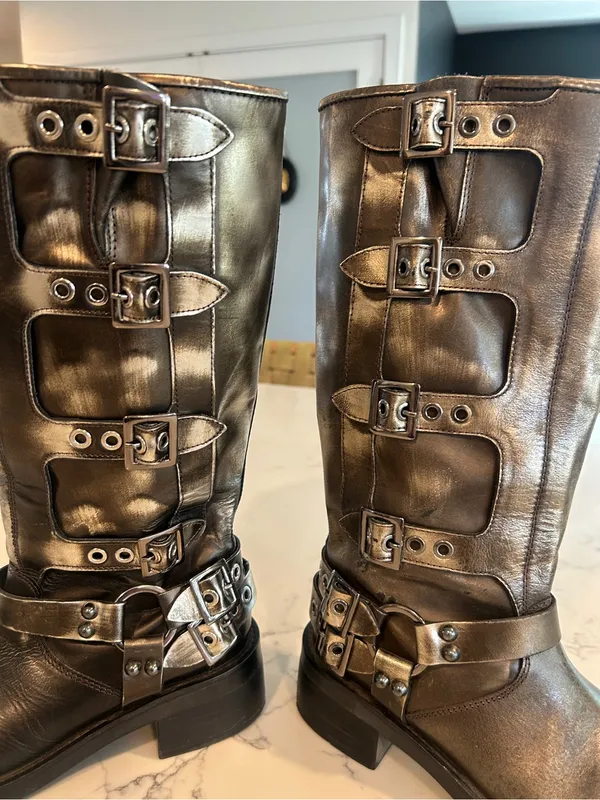 Steve Madden Rocky Boots Black Distressed size 5.5 - Image 4