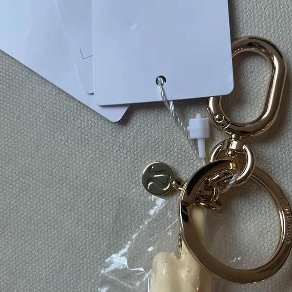 Lululemon Everywhere Belt Bag Charm Keychain - Butter Corn/Gold - Image 8