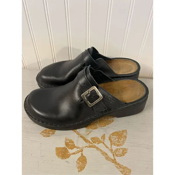 Naot slip on clog mule style shoes black sz 38 or 7.5 - Image 4