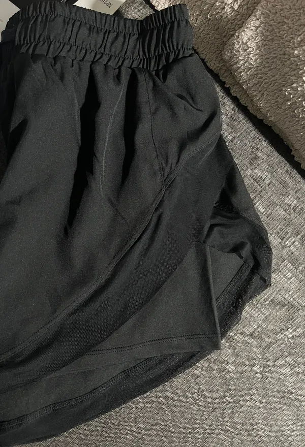 Black Athletic Shorts Size L - Image 4