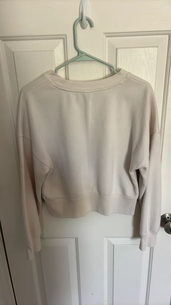 Wild Fable Sweatshirt Cropped - Image 2