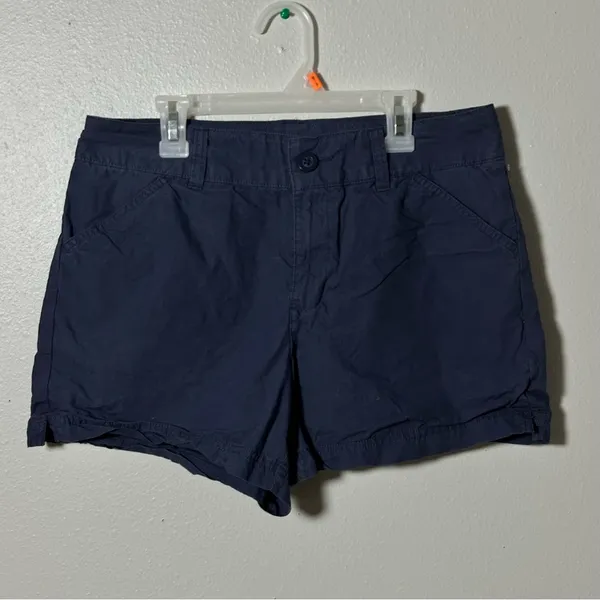 Columbia Women's Navy Blue‎ Outdoors Shorts size 8 - Image 2