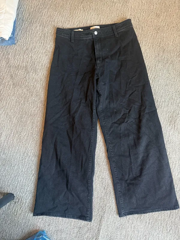 Universal Threads Jeans - Image 2