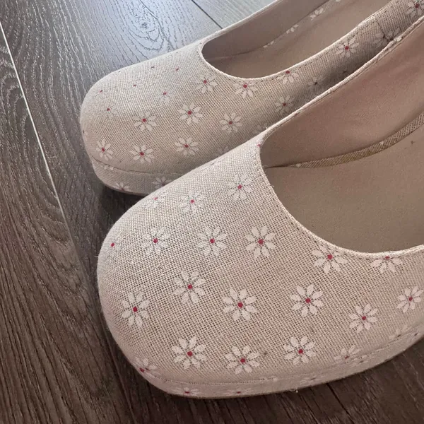 Madden Girl Mantel Mary Jane Platform Pump Daisy Ditsy Floral Coquette Lolita 10 - Image 9