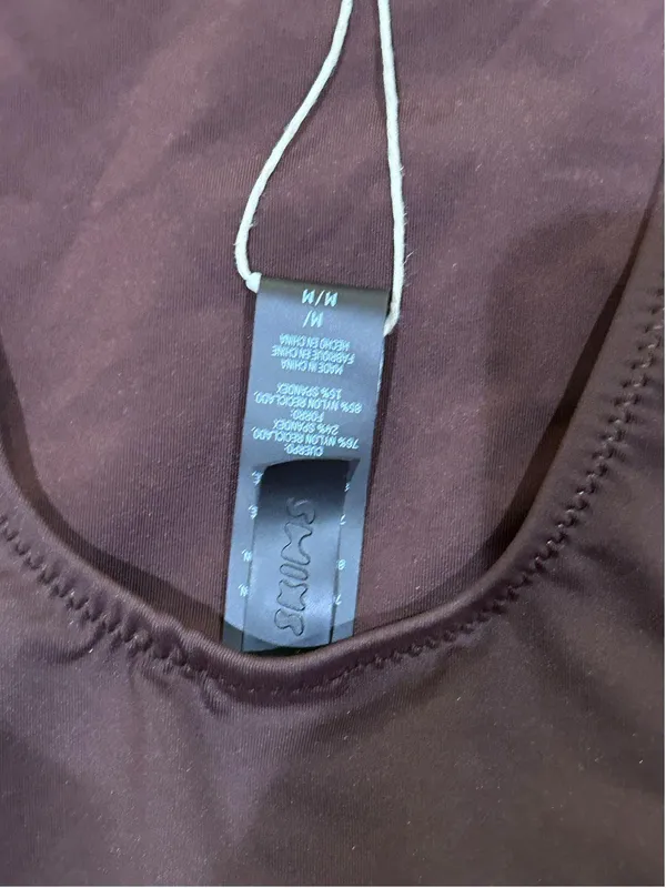 SKIMS NWT Scoop Neck One Piece Swimsuit Size Medium In Cocoa - Image 6