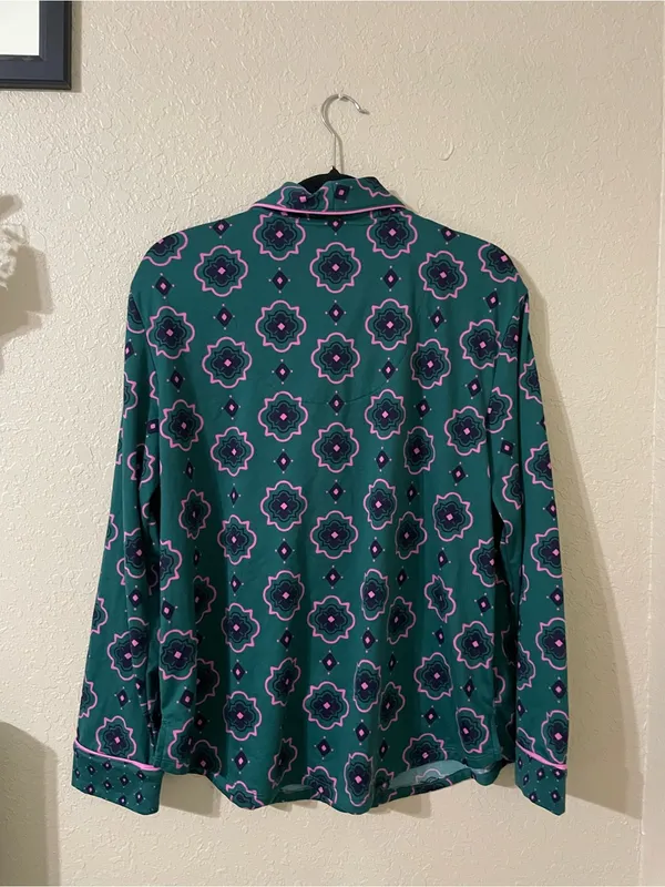 Room Service Geo Print Long Sleeve Pajama Sleep Top Size XL Green Pink Soft - Image 12