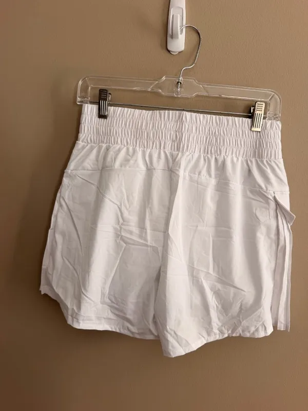 Halara S white High Waisted Pleated 2-in-1 Quick Dry Hiking Baggy Shorts with Po - Image 4