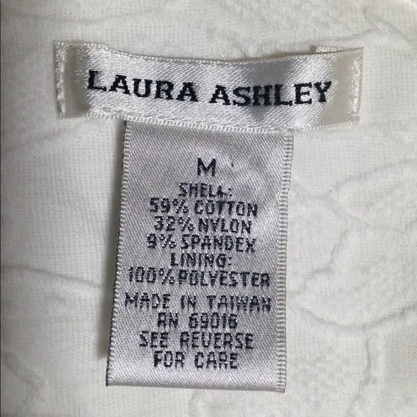 FINAL MARKDOWN Ladies' Laura Ashley Textured Zippered Jacket med - Image 3