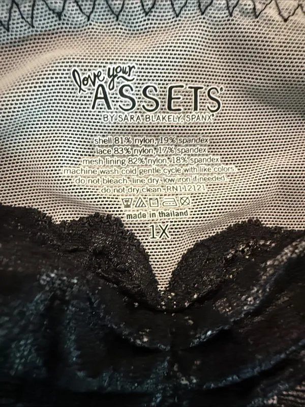 NWT SPANX Love Your Assets Chic Peek Adj Strap Cami Sz 1X - Image 2