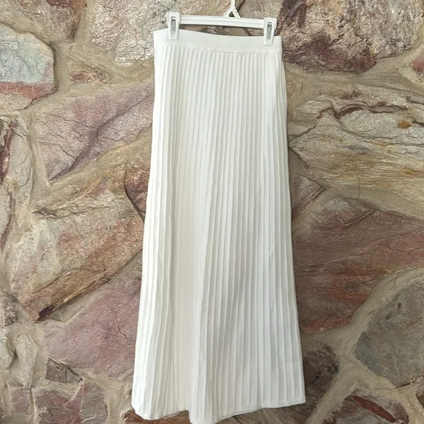 Commense Elegant Button Pleated Sweater Co - Image 6