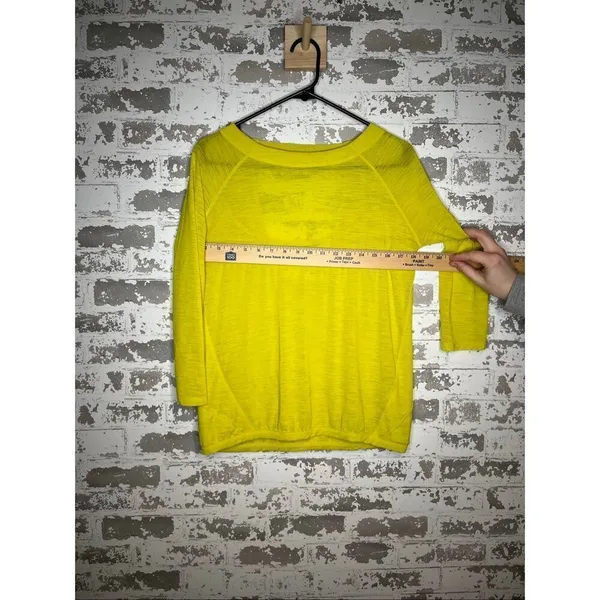 ATHLETA | women yellow open back athletic top - Image 4