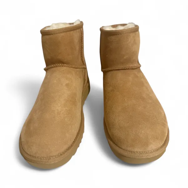 UGG Boots Women’s 9 - Image 3