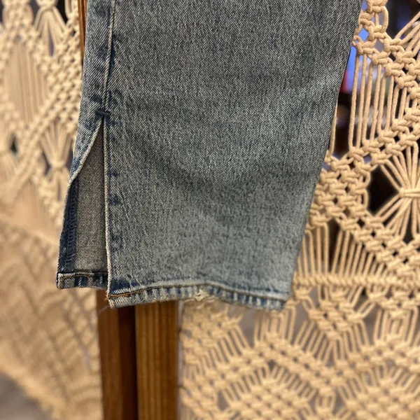 Abercrombie & Fitch 90’s Straight Ultra High Rise Jeans - Image 9