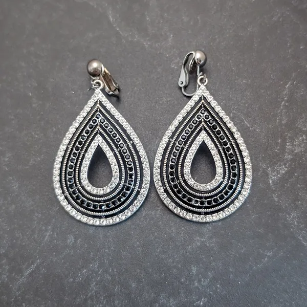 Vintage Clip On Earrings Extra Large Silver Tone Dangle Drop Black & Clear Gems - Image 3
