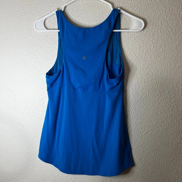 Lululemon blue tank top WOMENS SMALL - Image 3
