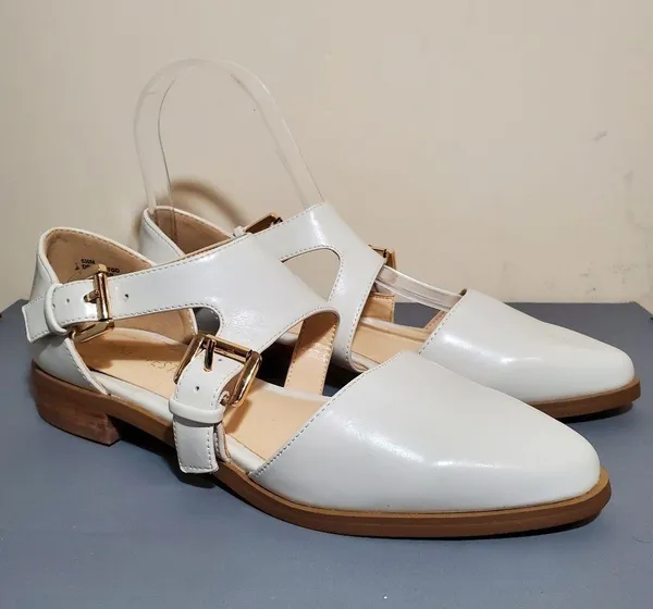 Nine West DROPLET GD Glossy White Flats 5.5 - Image 2