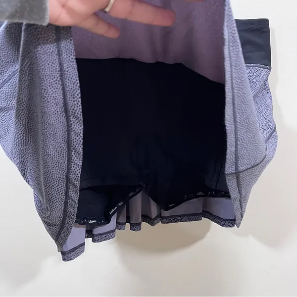 Lululemon Circuit Breaker Skirt II size 10 Regular EUC skort athletic sports - Image 6