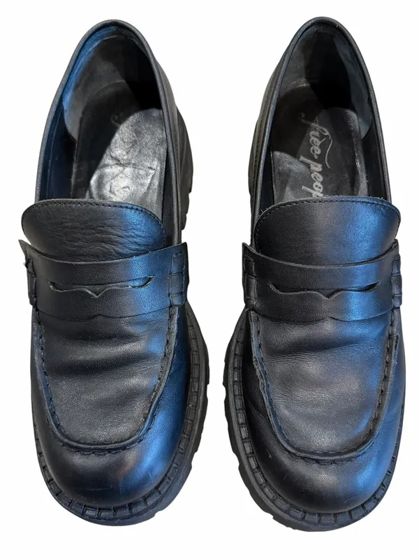 Free People Penny Loafers Size 37 Black Lyra Lug Sole Chunky Preppy Goth BTS - Image 4
