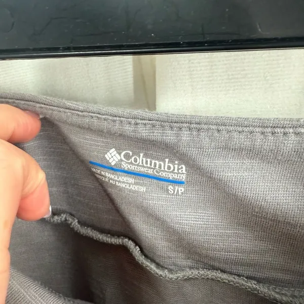 Columbia Women’s Small Grey Skirt - Image 2