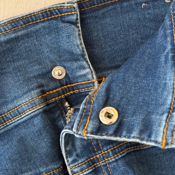 Almost Famous Womens‎ High Rise Denim Shorts Size 13 Blue Medium Wash - Image 14