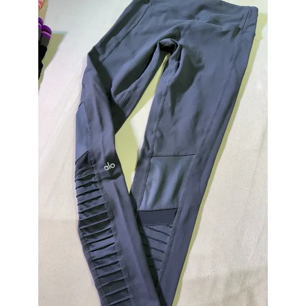Alo Yoga High-Waist Moto Women’s Leggings Black XS Athletic wear (A6) - Image 5