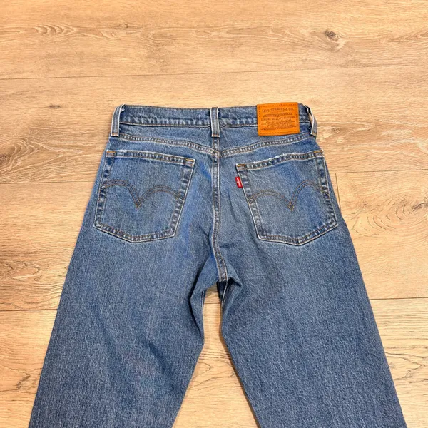 Levis Big E Wedgie Fit Jeans‎ Distressed Raw Hem Denim Size 24 Straight - Image 5