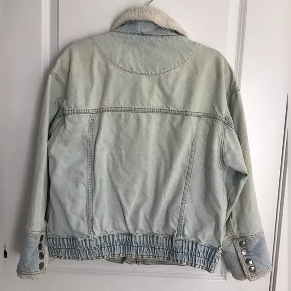 We The‎ Free People Ariel Cozy Denim Bomber Jacket S Light Blue Barn Coat - Image 3