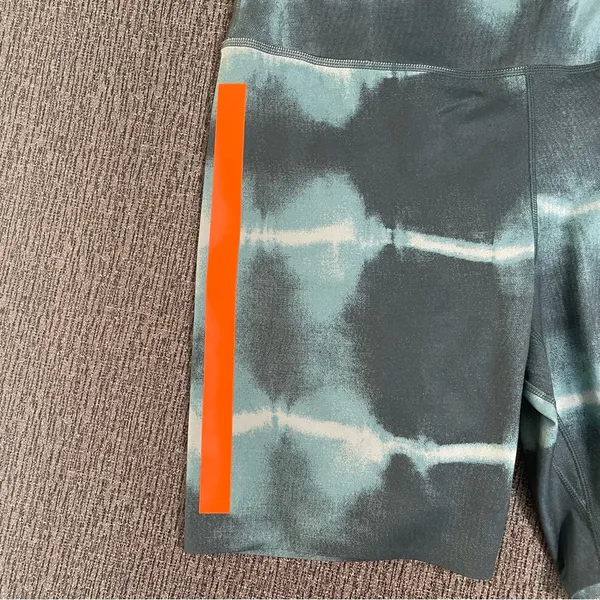 Nike Women’s Dri-Fit One Luxe Training Shorts - Image 7