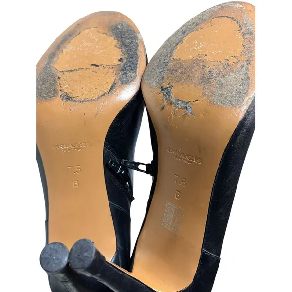 Coach Seneca Black Leather‎ Pointed Toe Ankle Booties Stiletto Heel Q5501 7.5B - Image 7