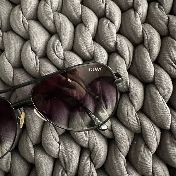 Quay Australia x Desi Perkins High Key Aviator Sunglasses - Image 4