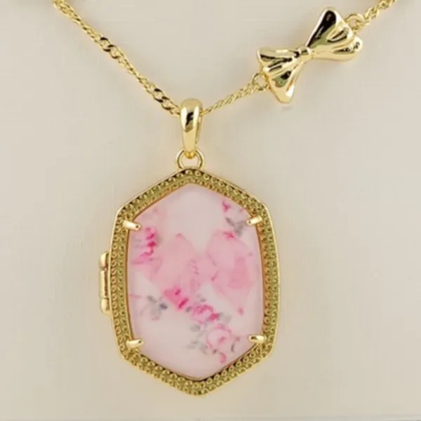 Kendra Scott x LoveShackFancy Daphne Gold Locket Necklace - Image 3
