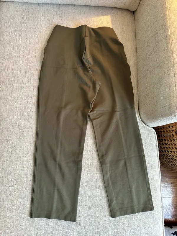 Old Navy Pants - Image 2