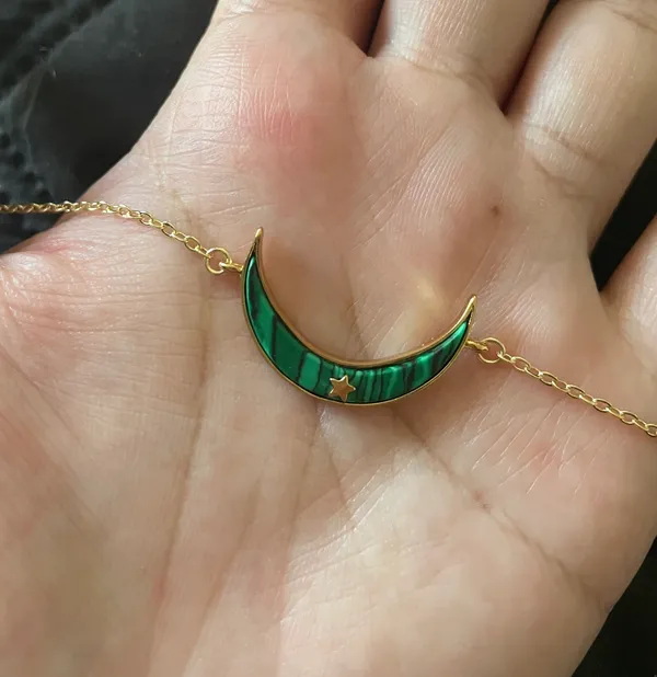 Real malachite Stone Pendant, 2 Way To Wear Moon Shape Pendant Gold - Image 5