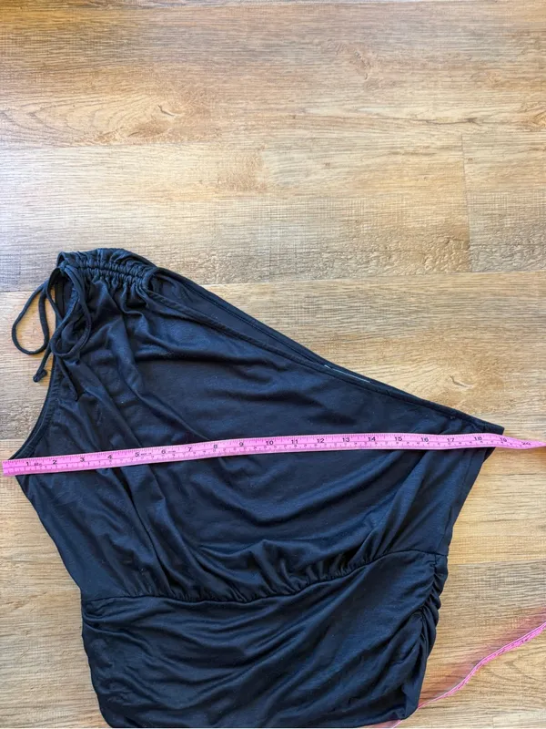 Anthropologie Black One Shoulder Tie Shoulder Camisole Medium - Image 5