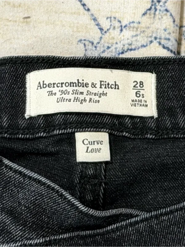 Abercrombie The 90’s Slim Straight UHR Jeans - Image 5