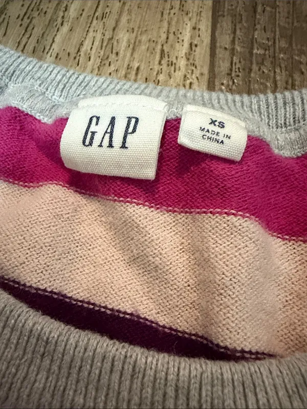 GAP Pink and Gray Striped Knit Sweater - Image 4