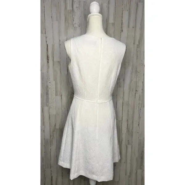 Tahari-Levine Studio Women's White Floral‎ Fit & Flare Dress Size 4 - Image 3