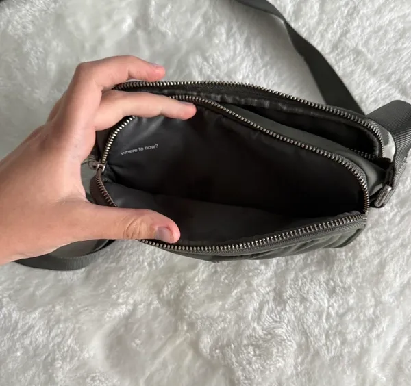 Lululemon Gray/Green Crossbody Bag - Image 2