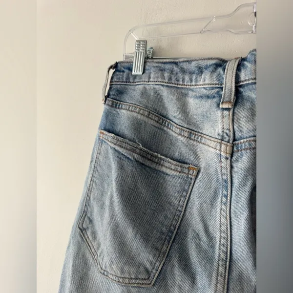 Aritzia Denim Forum Light Wash The Arlo‎ High Rise Straight Distressed Jeans - Image 5