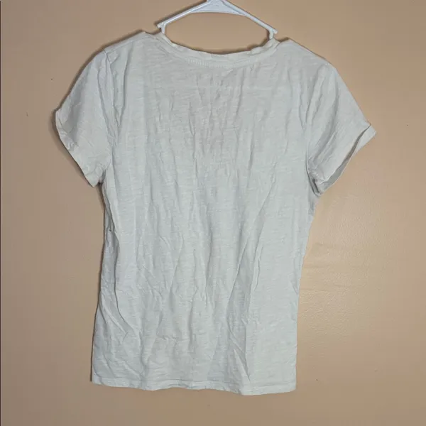 Universal Threads White V-Neck Short Sleeve Tee - Image 5