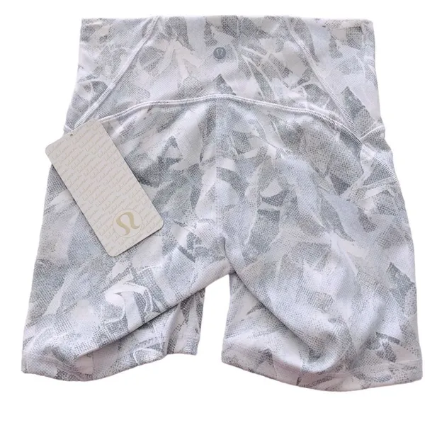 Lululemon Train Times Short 6" Jasmine White Multi / White Size 6 - Image 5