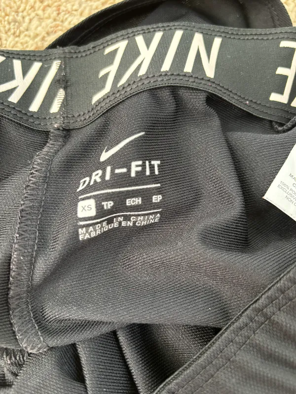 Nike shorts - Image 3