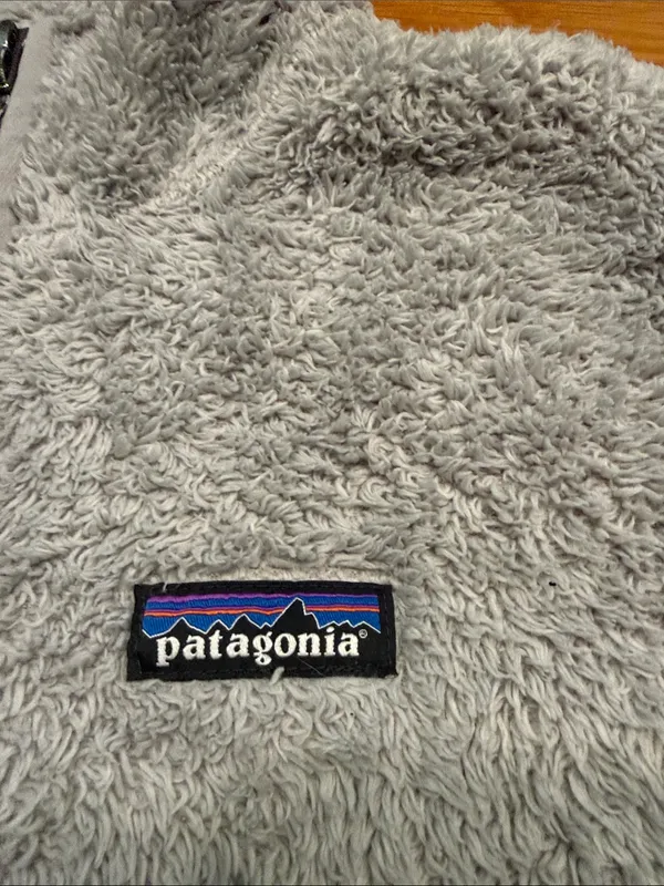 Patagonia women’s quarter zip fleece xsmall. - Image 3